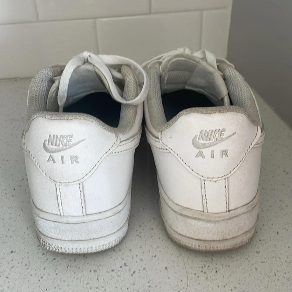Size 8 white Nike Air Force ones low top
